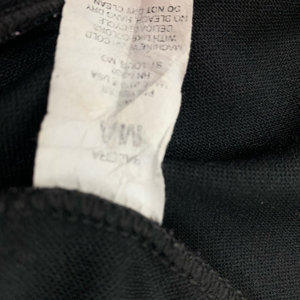 Balera Black Drawstring Capri workout pants - Picture 5 of 5